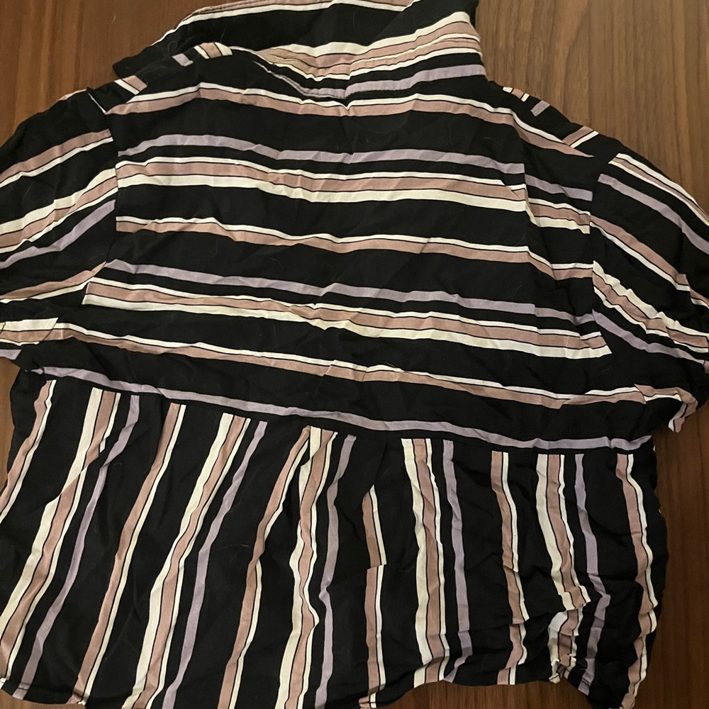 Striped cropped button down - Picture 2 of 3